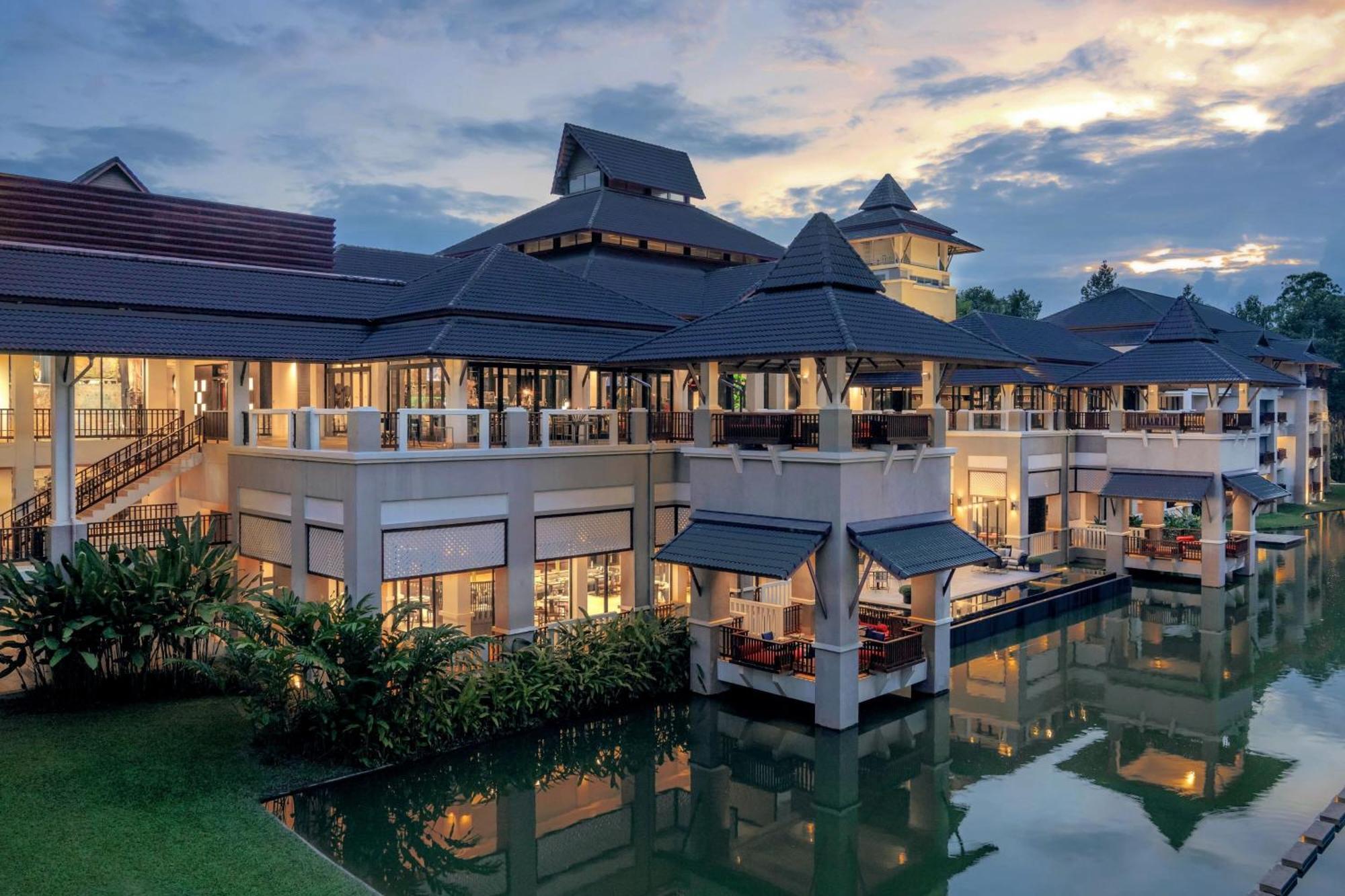 Le Meridien Chiang Rai Resort, Thailand Экстерьер фото The Royal Thai Suite